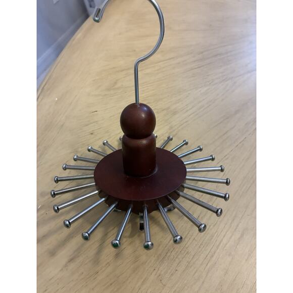 VTG Wood Tie Rack Round Hanger Spindle Closet Organizer Dark Red Brown Belts - Picture 9 of 10